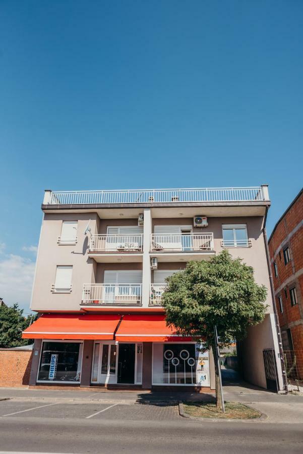 Apartman "Joka" Ðakovo Esterno foto