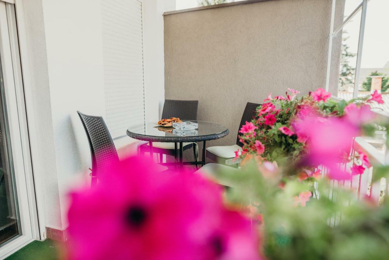 Apartman "Joka" Ðakovo Esterno foto